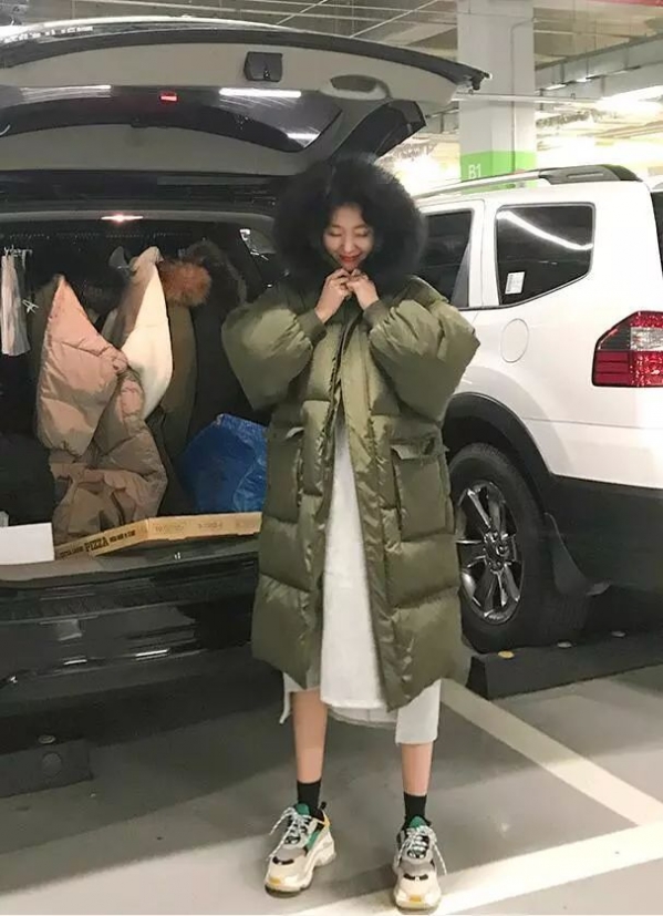 棉服如何搭配 必选今年大火的焦糖色棉服