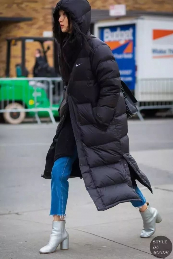 今年最流行的冬季靴子   2025最流行的靴子
