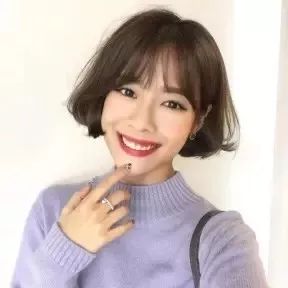 短发女生冬天穿衣搭配 这么穿才时髦