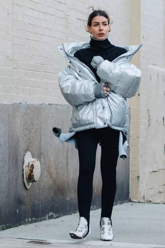 羽绒服怎么搭配   冬天羽绒服怎么穿好看