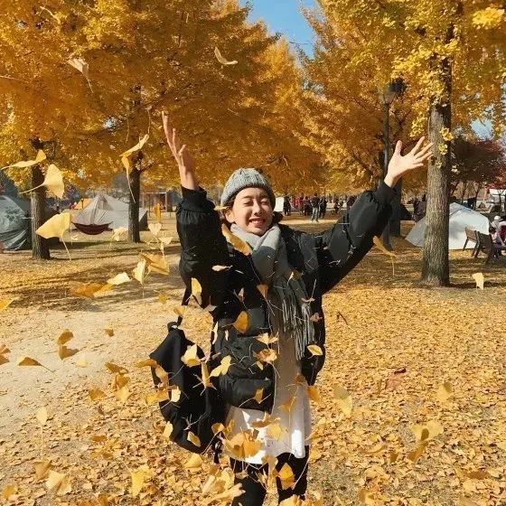 短发女生冬天穿衣搭配 这么穿才时髦