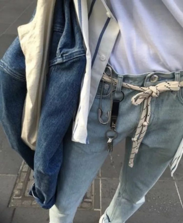 今年最流行的牛仔裤   牛仔裤怎么搭配