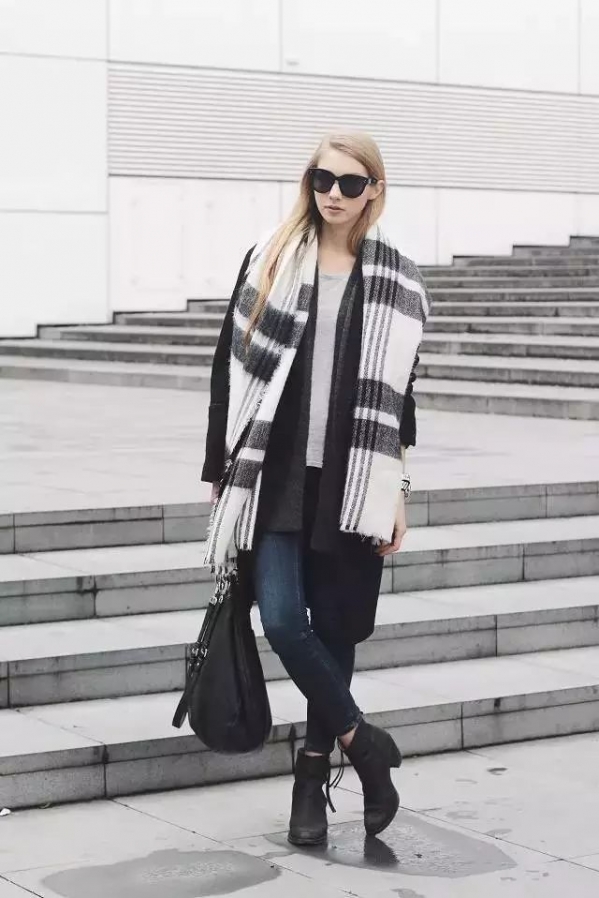 大衣围巾搭配  大衣围巾的各种围法