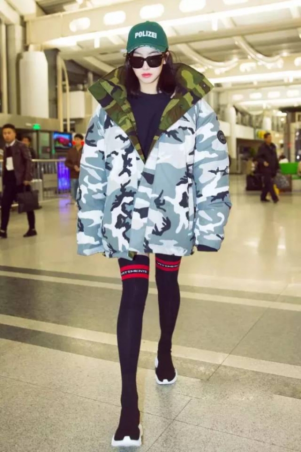 羽绒服怎么搭配   冬天羽绒服怎么穿好看
