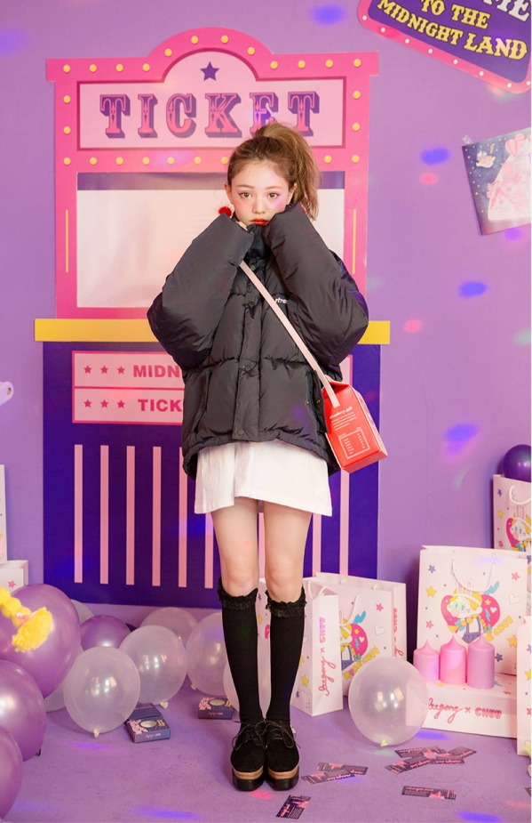 韩版羽绒服女款图片 冬天也能时尚度满分