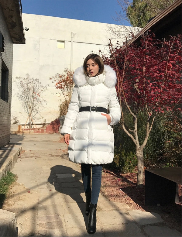 韩版羽绒服女款图片 冬天也能时尚度满分