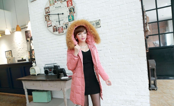 羽绒服白鸭绒好还是灰鸭绒好？