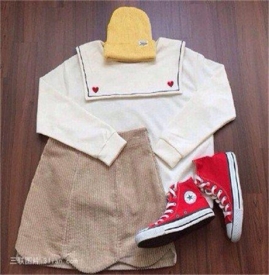 女生衣柜必备衣服  女生一定要有的衣服