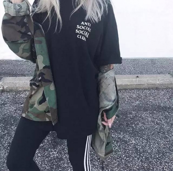 骨架大的女生怎么穿衣 我是 strong不是虚胖