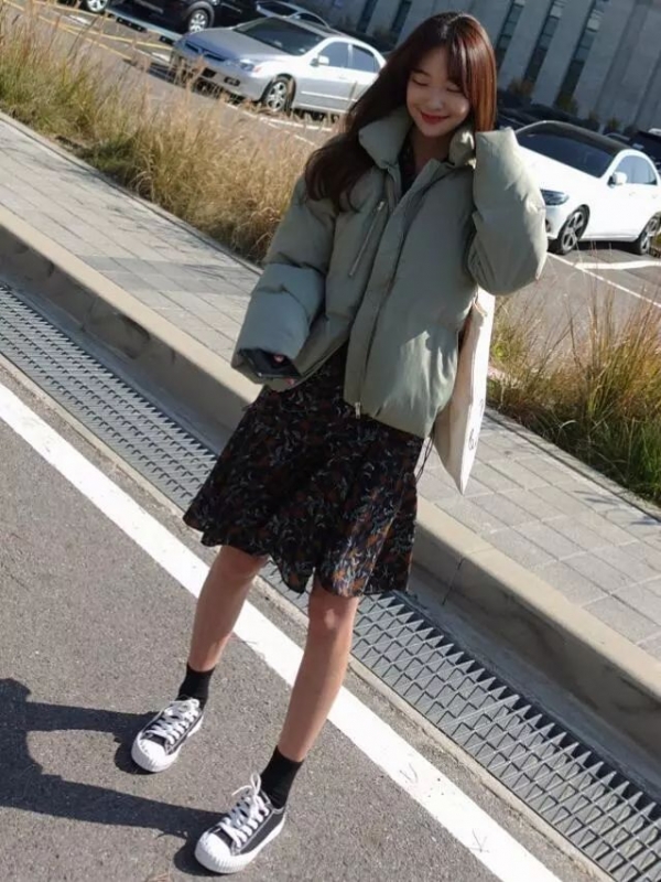 棉服如何搭配 必选今年大火的焦糖色棉服