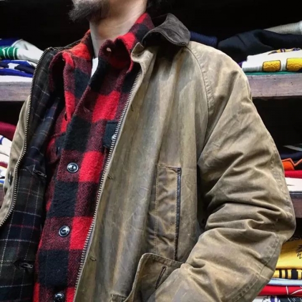 推荐羽绒服品牌  如何挑选羽绒服款式