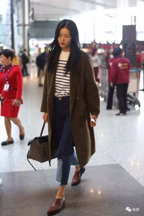 冬天长外套搭配什么鞋子 这几款肯定不会错