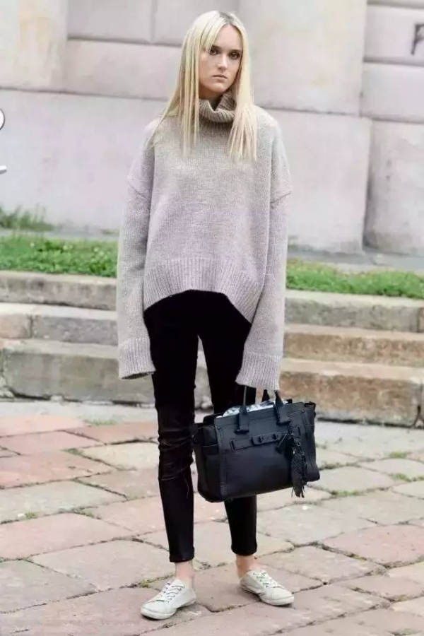 小黑裤怎么搭配衣服  小黑裤配什么上衣