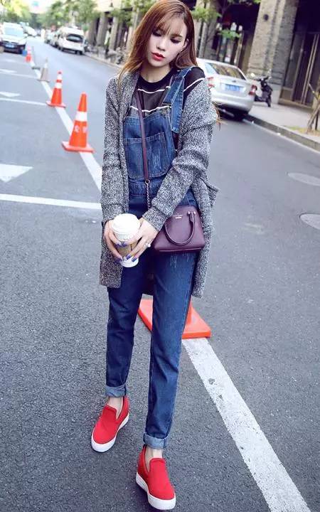 秋冬季穿衣搭配图片女 这个秋冬不可错过的12套衣服