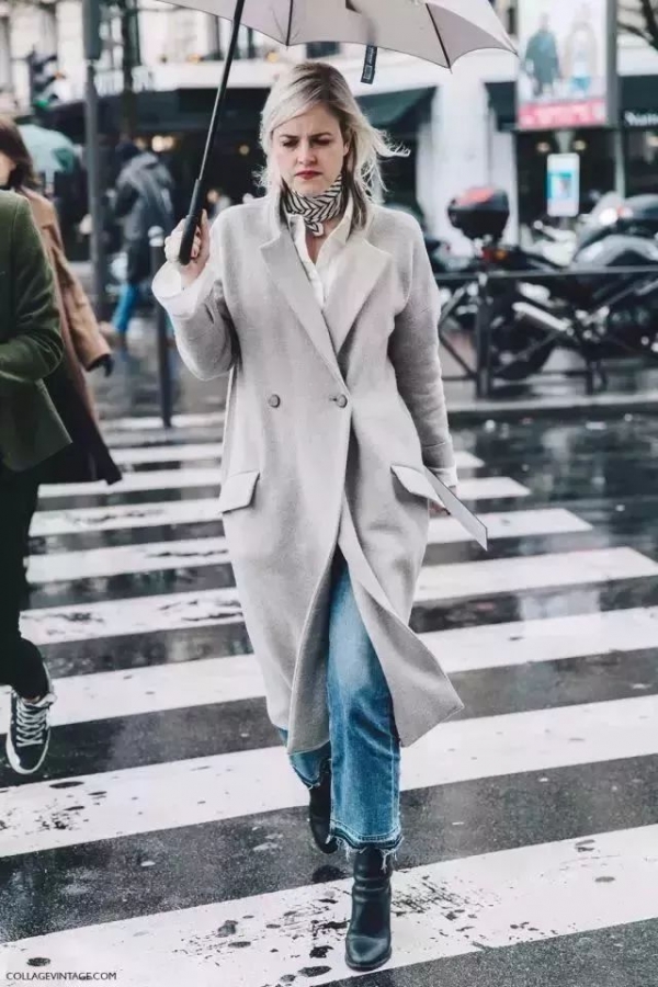 今年最流行的冬季靴子   2025最流行的靴子