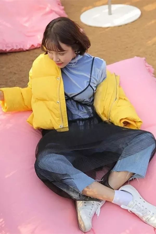 短发女生冬天穿衣搭配 这么穿才时髦