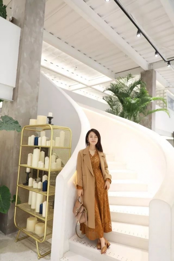 小个子女生怎么穿大衣  小个子也能看起来像超模