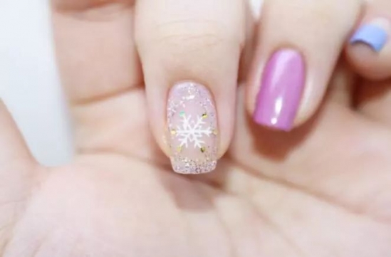 冬季美甲图片 冬季唯美雪花美甲教程