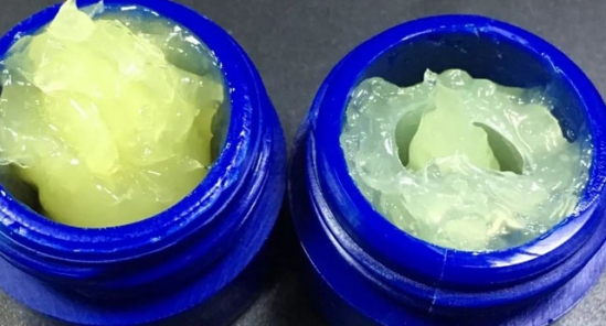 小蓝罐唇膏真假对比 经典小蓝罐必须要真的
