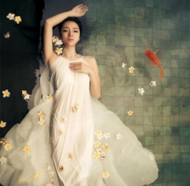 女生粉嫩妆容 扮嫩新手化妆技巧