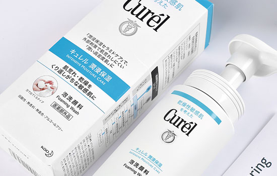 珂润洗面奶哪个好用 蓝色保湿绿色控油