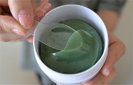 香蒲丽绿公主眼膜使用方法 不要用错方法哟