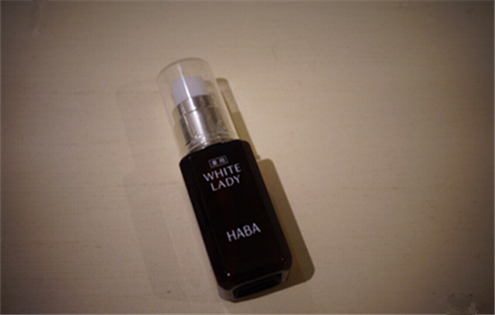 haba美白精华好用吗 让你变身白雪公主