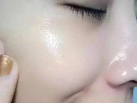 生姜美白祛斑的方法 敷一片生姜5分钟祛斑美白
