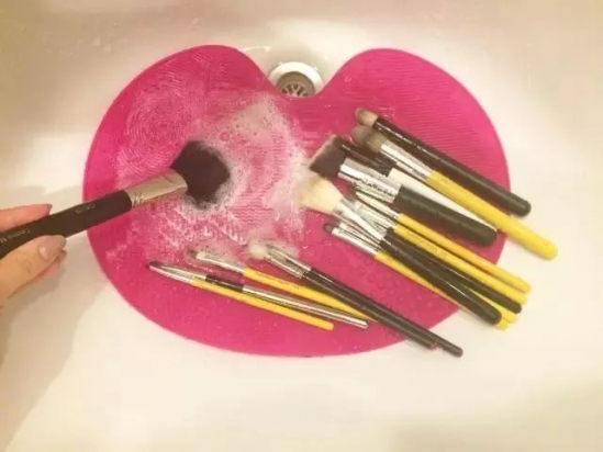 护肤的正确步骤 导致皮肤变坏的9个雷区