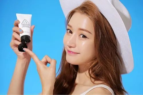 美白去眼袋用什么方法 美白去眼袋的小秘诀告诉给你