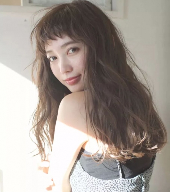 2025流行发型女 几款超高人气日系发型推荐