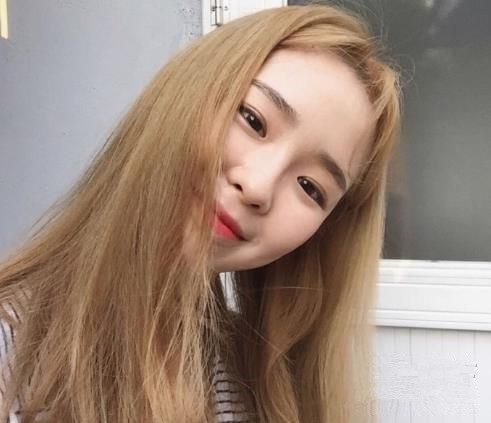 2025年女生新发型图片 绝对能为你大增美的气质