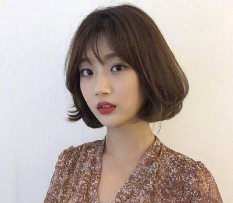 新款短发烫发发型图片 烫一下更fashion