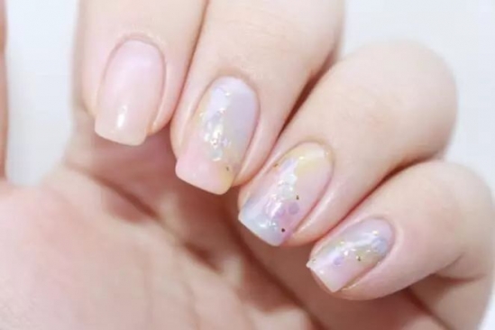 diy美甲教程 DIY美甲也能如此方便又美丽