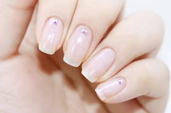 DIY美甲步骤和解说图 魅力DIY美甲教程