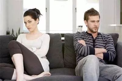 女人吃醋的表现有哪些 女人爱吃醋的5个心理~