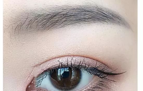 眉毛画法步骤图解 简单又好看眉毛画法教程