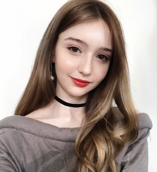 2025年头发流行什么颜色 美美发色让你变美女