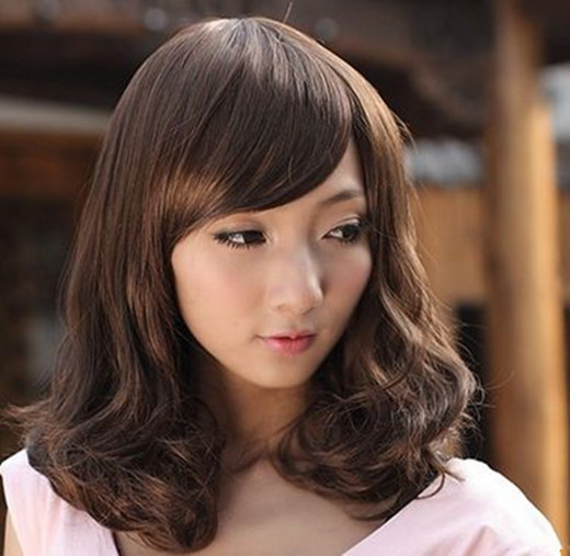 2025年头发流行什么颜色 美美发色让你变美女