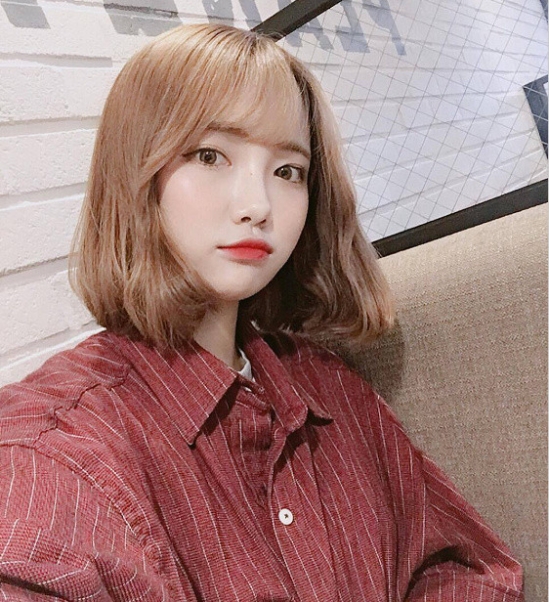 头发颜色2025流行色 想要变美就染上吧