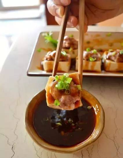 客家酿豆腐的家常做法 豆腐和猪肉这么做简直绝配