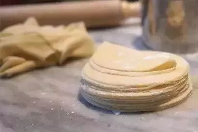 卷饼的家常做法 几分钟就教你做出美味的大饼