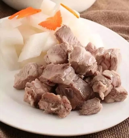 排骨汤的家常做法 这些排骨汤的做法补而不腻