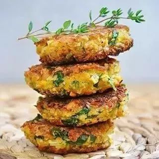 卷饼的家常做法 几分钟就教你做出美味的大饼