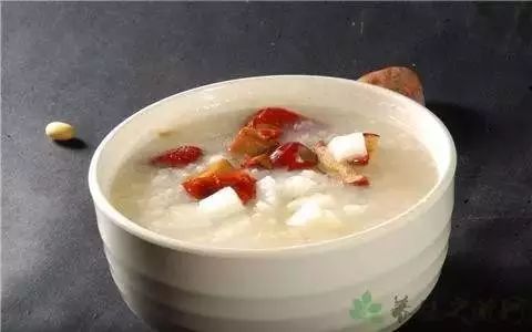 苹果煮熟吃的好处 煮熟的苹果居然有这么大的功效