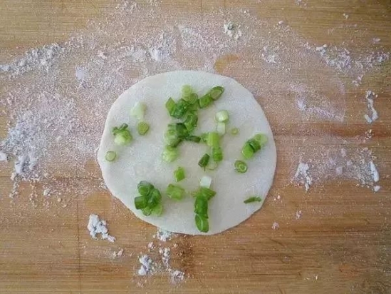 卷饼的家常做法 几分钟就教你做出美味的大饼