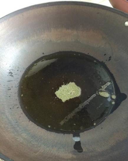西红柿辣酱的家常做法 这样腌制的西红柿好吃极了
