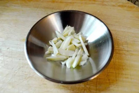 鸡肉豆腐丝的家常做法 鸡肉豆腐丝食谱介绍