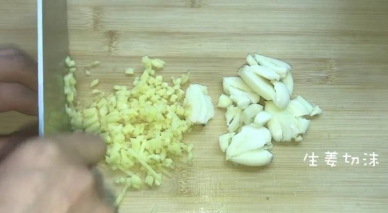 泡菜的家常腌制方法 白菜新吃法比大鱼大肉还有味道