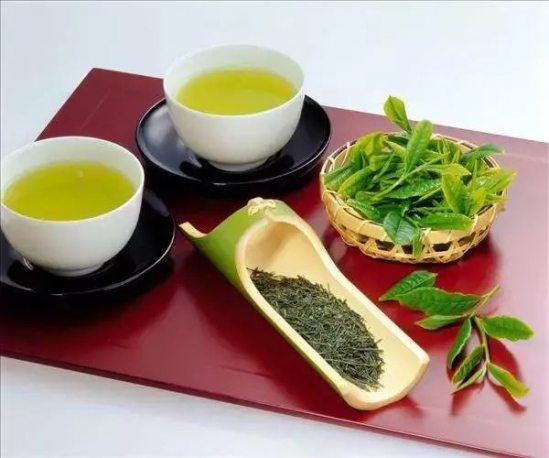 自制美容茶的方法 女人多喝这几款茶美容好